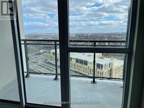 15 Lynch St in Brampton, ON - Building Photo - Building Photo