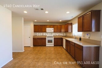 4540 Candelaria Way in Perris, CA - Building Photo - Building Photo