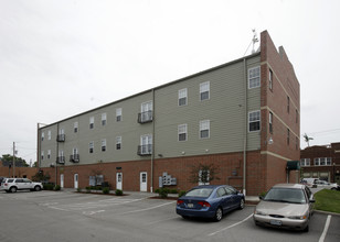 Streetcar Lofts in Ferguson, MO - Building Photo - Building Photo