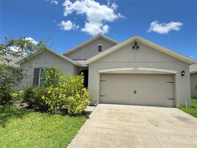 2323 Silverview Dr in Lakeland, FL - Building Photo - Building Photo