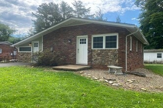 7 Lynn Terrace Ct in Johnson City, TN - Building Photo - Building Photo