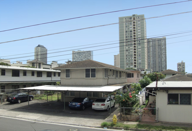 579 Lauiki St in Honolulu, HI - Foto de edificio - Building Photo