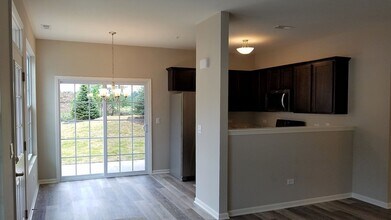 4436 Timber Ridge Ct in Joliet, IL - Building Photo - Building Photo