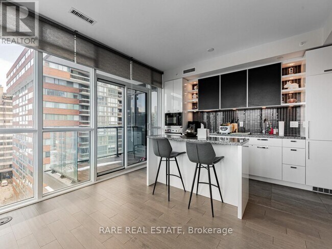 32-832 Davenport Rd in Toronto, ON - Building Photo - Building Photo