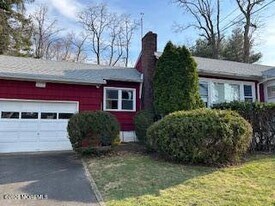 42 Fulton Ave in West Long Branch, NJ - Building Photo