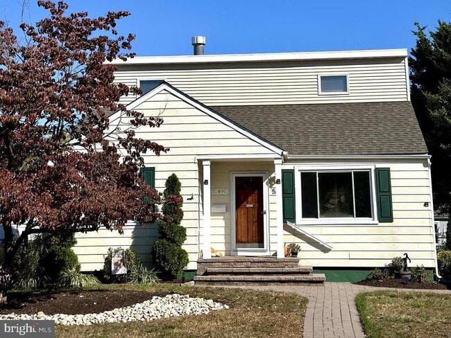 56 Stanford Rd in Cherry Hill Township, NJ - Building Photo - Building Photo