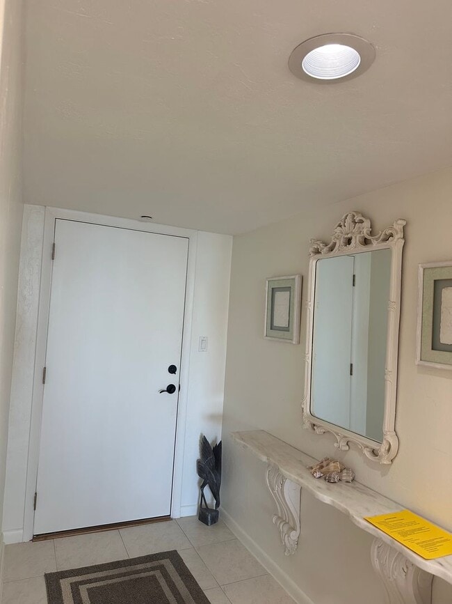 26171 Hickory Blvd in Bonita Springs, FL - Foto de edificio - Building Photo