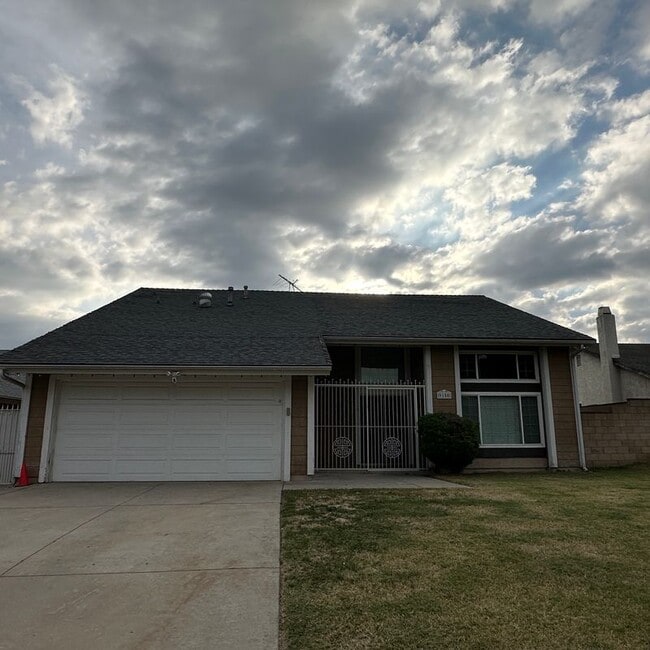 property at 9150 Malachite Ave