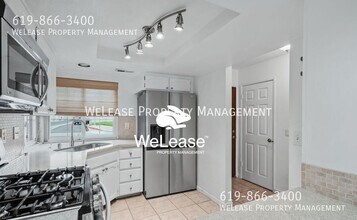 6903 Pear Tree Dr in Carlsbad, CA - Building Photo - Building Photo
