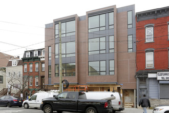 312 Pacific Ave in Jersey City, NJ - Building Photo - Building Photo