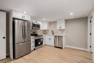 6665 Knox Ct in Denver, CO - Building Photo - Building Photo