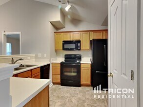 142 Jacobs Woods Cir in Troutman, NC - Building Photo - Building Photo