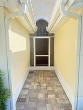 2217 Brookfield Greens Cir in Sun City Center, FL - Building Photo - Building Photo