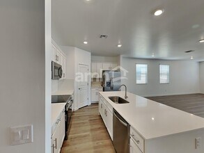 13074 Mustang Crossing Rd in Marana, AZ - Building Photo - Building Photo