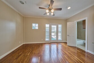 2526 Bevis St in Houston, TX - Foto de edificio - Building Photo