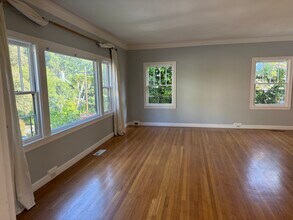 102 Oakmont Ave in Piedmont, CA - Building Photo - Building Photo
