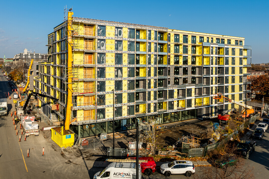 605 Fullum Rue in Montréal, QC - Building Photo