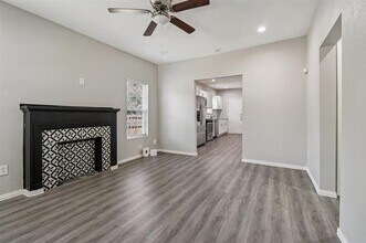 418 Lansing St in Dallas, TX - Building Photo - Building Photo