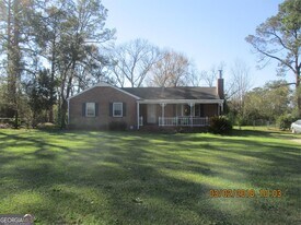 2552 Anderson Dr in Macon, GA - Building Photo