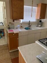 1215 S Ditmar St in Oceanside, CA - Building Photo - Building Photo