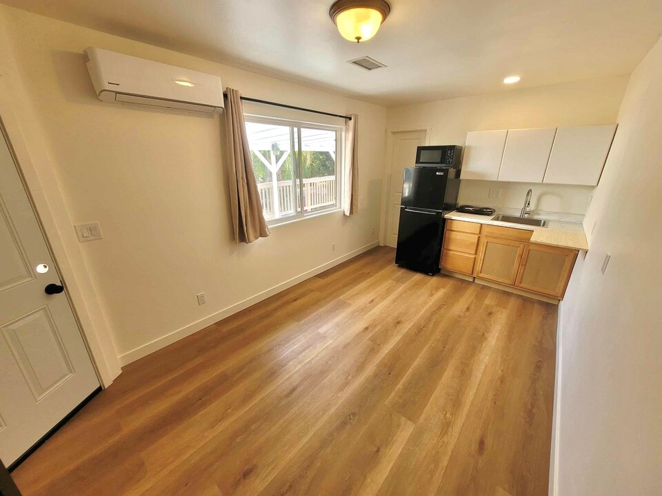 1550 Encino Dr in Escondido, CA - Building Photo