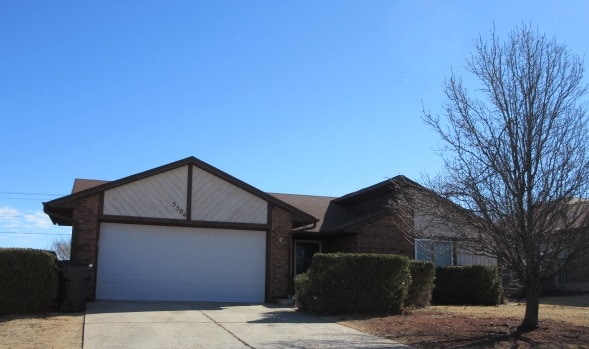property at 5504 Cloverlawn Dr