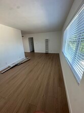 710 Cory Dr in Inglewood, CA - Building Photo - Building Photo