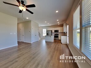 137 Sawyer Ml Dr in Dunn, NC - Building Photo - Building Photo