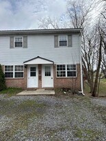 696 Walborn Rd in Millersburg, PA - Building Photo