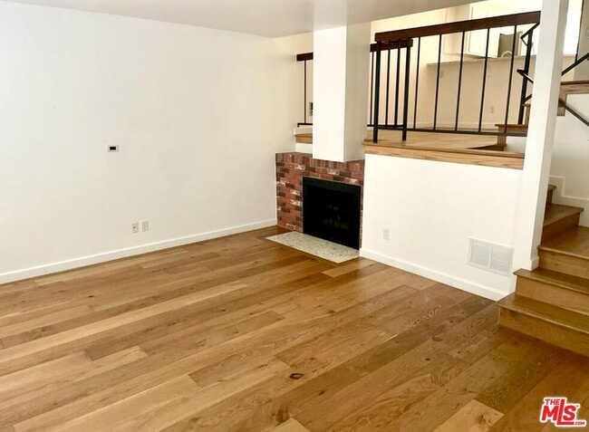 1809 Armour Ln in Redondo Beach, CA - Building Photo - Building Photo