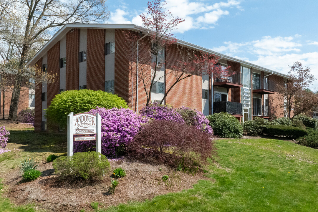 Andover Garden in Andover, MA - Foto de edificio