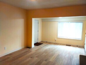 806 N State St in Champaign, IL - Building Photo - Building Photo