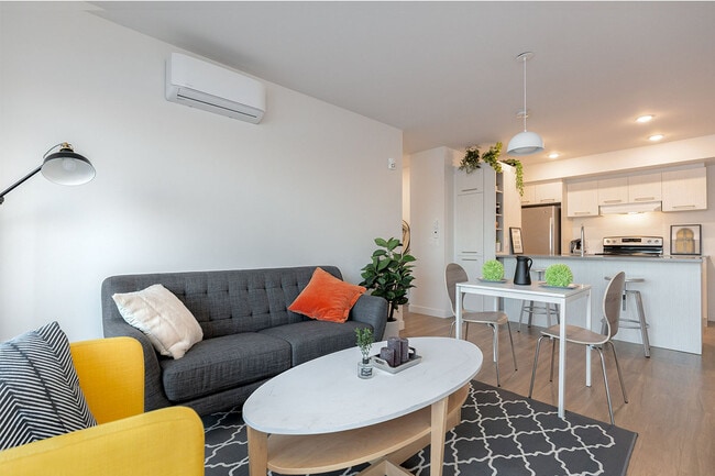 1065 Rue des Francs-Bourgeois in Boisbriand, QC - Building Photo - Building Photo