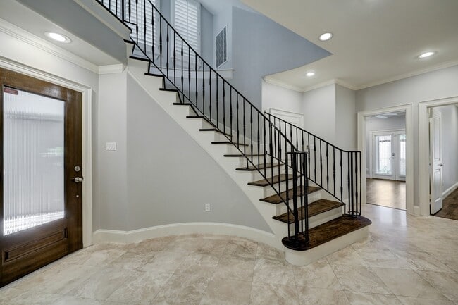 property at 6618 Wanita Pl