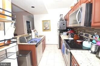3912 Penderview Dr in Fairfax, VA - Building Photo - Building Photo