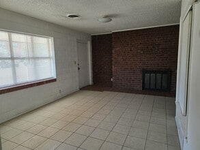 712 S Washington Ave in Roswell, NM - Building Photo - Building Photo