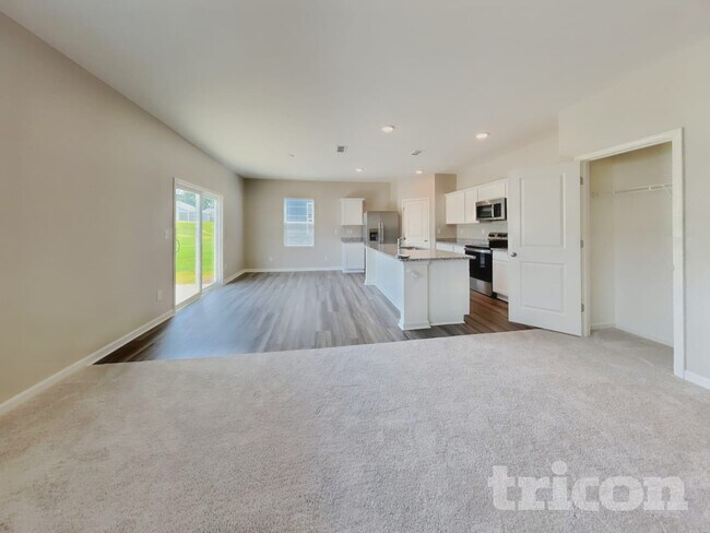 229 Babbling Brk Dr in Clayton, NC - Foto de edificio - Building Photo