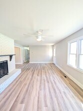 10 N Hudson Ln in Fletcher, NC - Building Photo - Building Photo