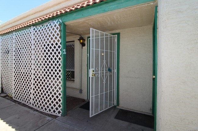7842 E Glenrosa Ave-Unit -1 in Scottsdale, AZ - Building Photo - Building Photo