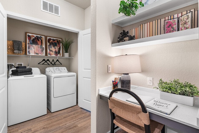 Integra Groves in Apopka, FL - Building Photo - Building Photo