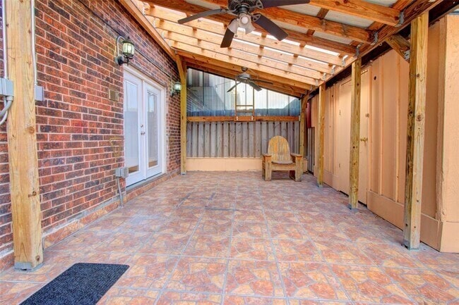 property at 10432 Hammerly Blvd