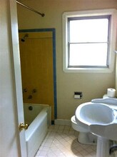 734-736 McClatchy Way in Sacramento, CA - Building Photo - Building Photo