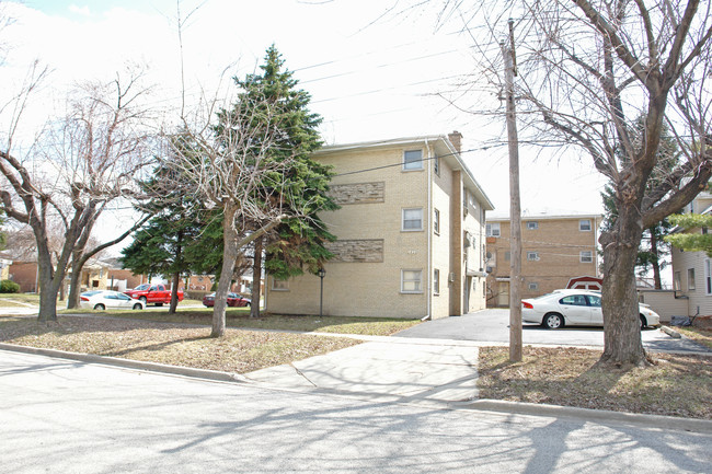 2930 Willow St in Franklin Park, IL - Foto de edificio - Building Photo