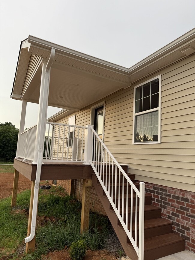 105 Robins Way, Unit A in Russellville, KY - Foto de edificio - Building Photo