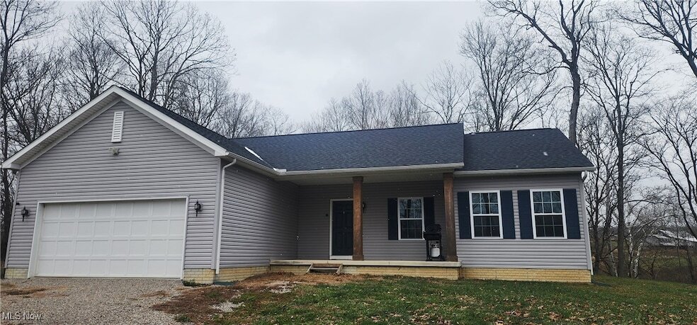 6965 Chandlersville Rd in Chandlersville, OH - Building Photo