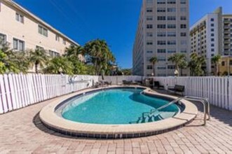 2555 NE 11th St, Unit 601 in Fort Lauderdale, FL - Building Photo - Building Photo