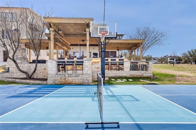 3008 Point Cove in Lago Vista, TX - Building Photo - Building Photo