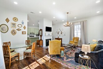 934 Conti St in Mobile, AL - Building Photo - Building Photo