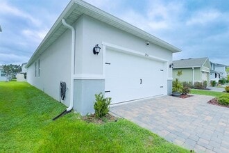 2755 Mdw Strm Wy in Clermont, FL - Building Photo - Building Photo