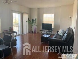 745 Strassle Wy in South Plainfield, NJ - Building Photo